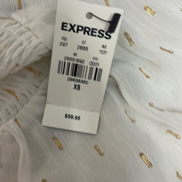 BNWT EXPRESS Sheer w Glitter Top ✨ 💕 - Picture 5 of 5